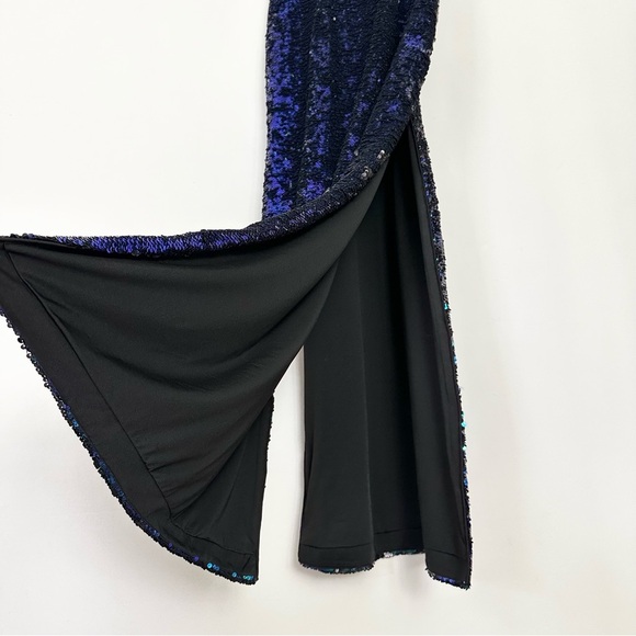 Fame & Partners Fully Sequined Maxi Dress Color Changing - Picture 4 of 7